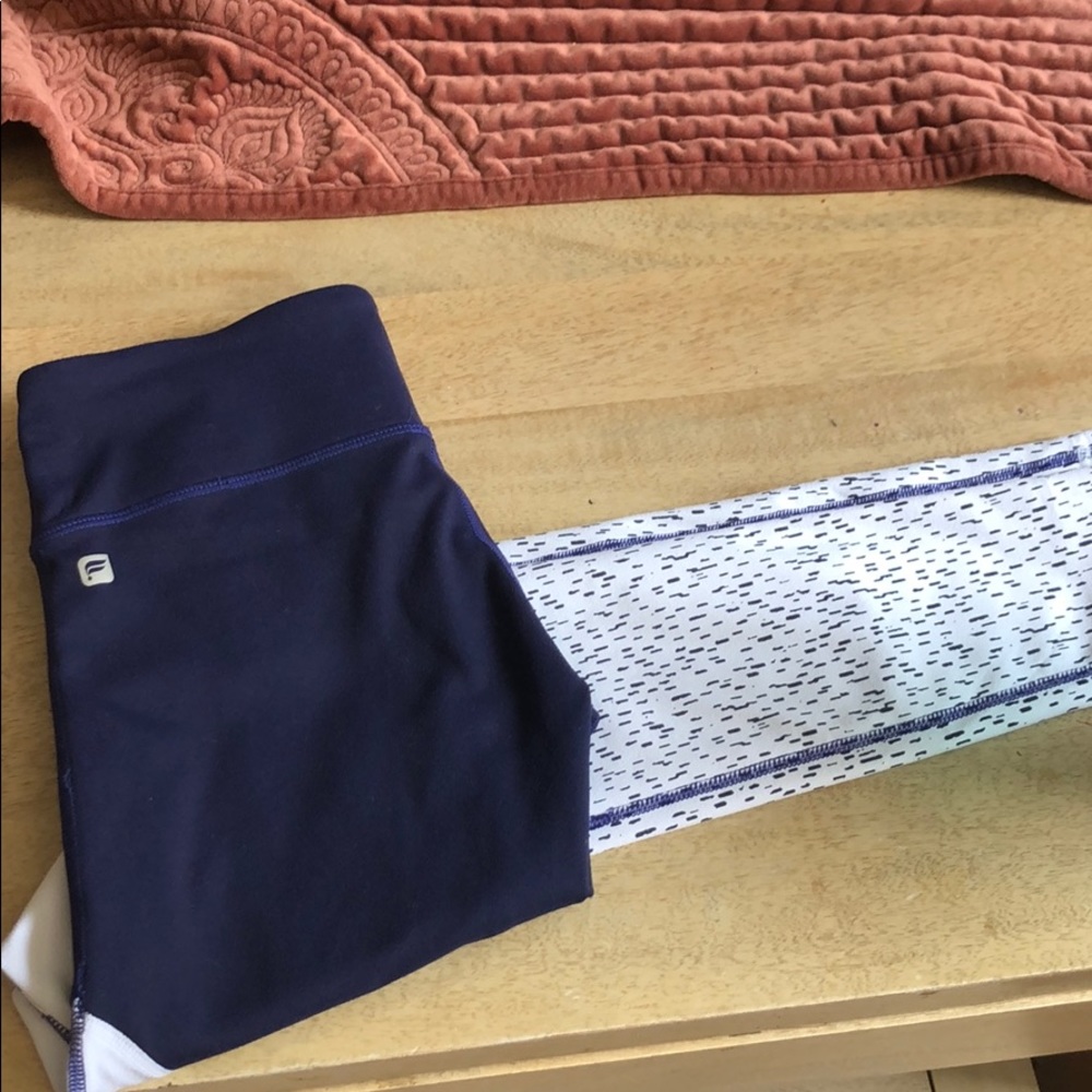 Fabletics legging - Picture 2 of 6
